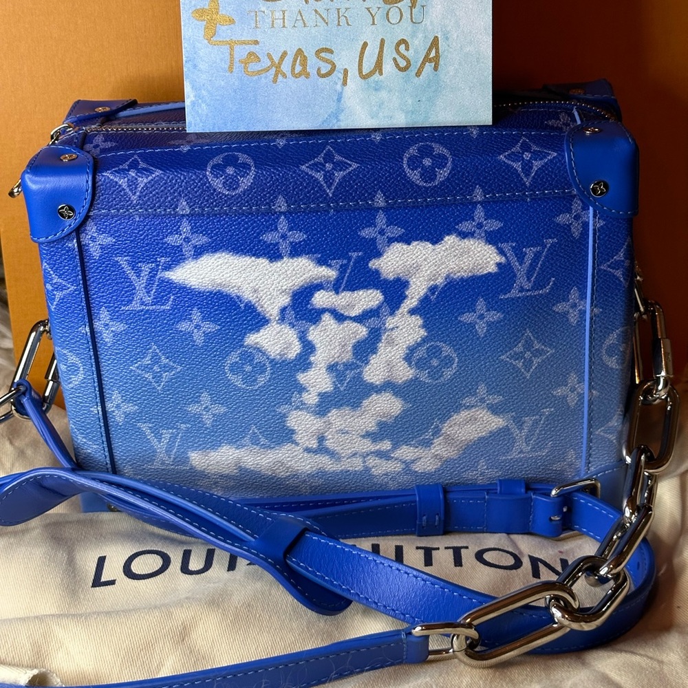 Louis Vuitton Monogram Clouds Soft Trunk bag 2020 Limited edition Virgil Abloh.